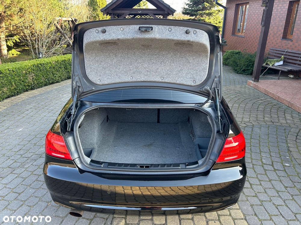 BMW Seria 3 320i M Sport Edition - 36