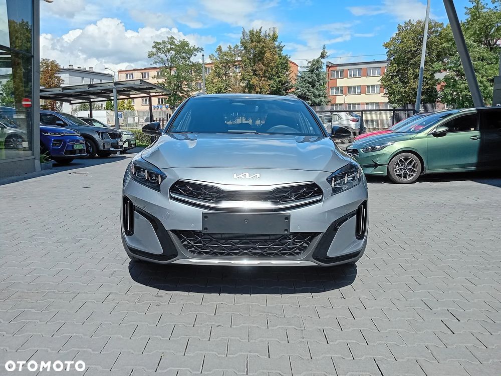 Kia XCeed 1.6 T-GDI Tribute DCT - 3