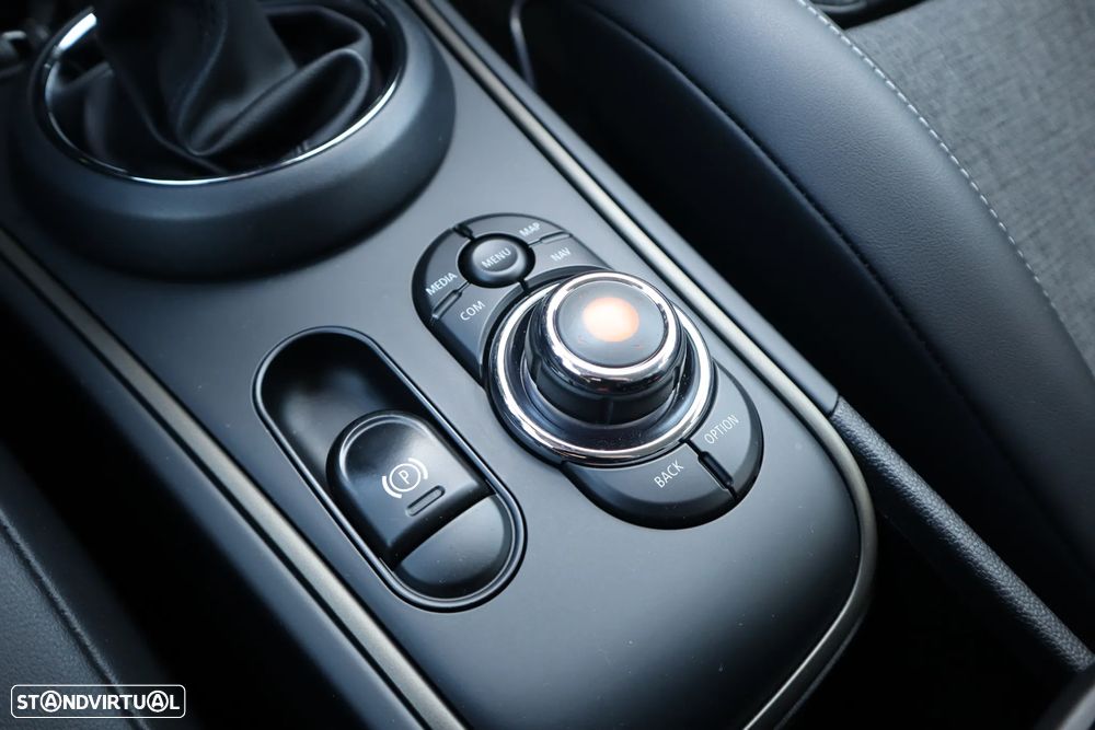 MINI Countryman Cooper SE ALL4 Auto - 19