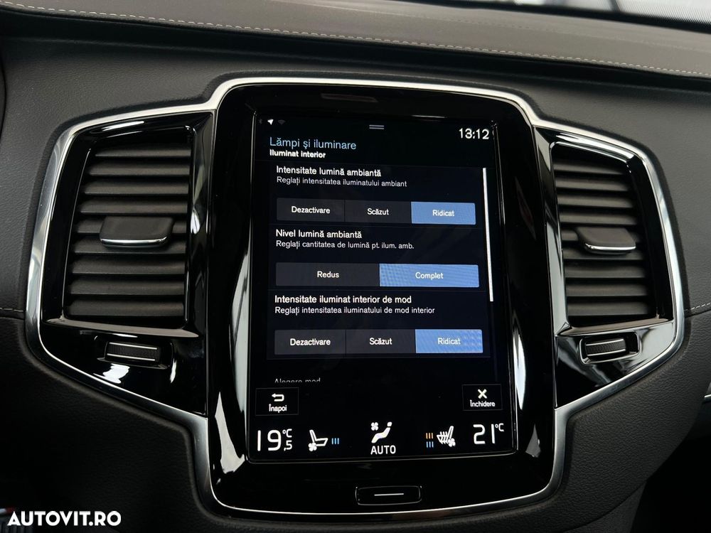 Volvo XC 90 - 31