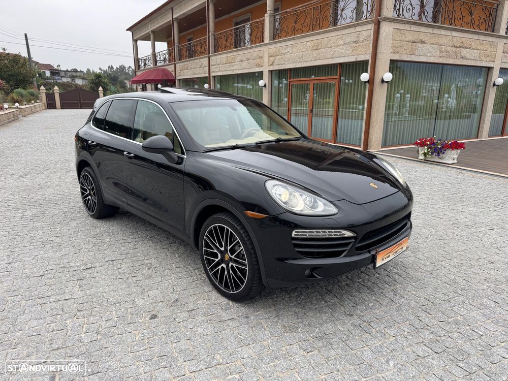 Porsche Cayenne S - 23