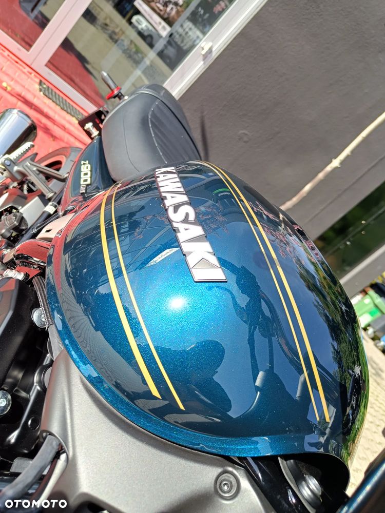 Kawasaki Z 900 RS - 19