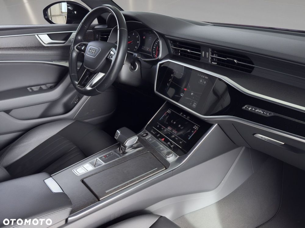 Audi A6 Avant - 16