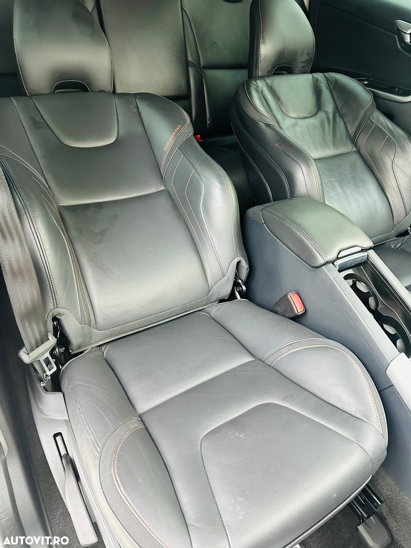 Volvo XC 60 - 24