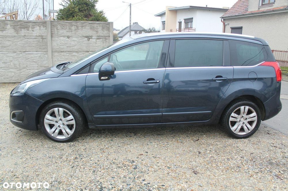 Peugeot 5008 - 3