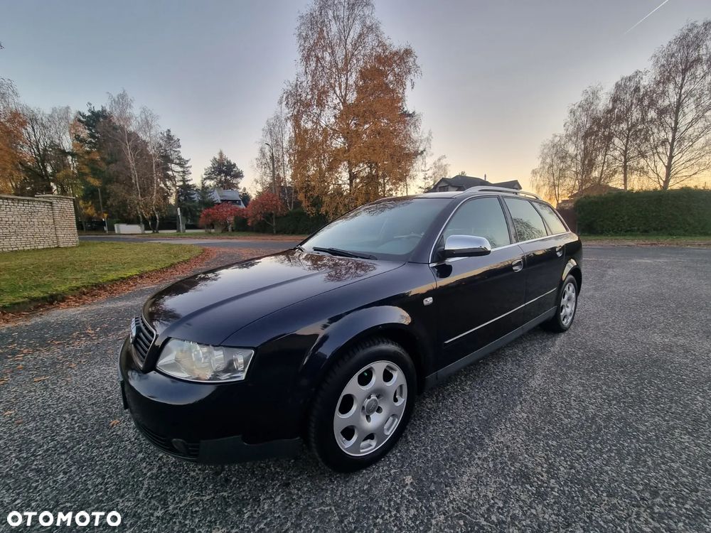Audi A4 Avant - 1