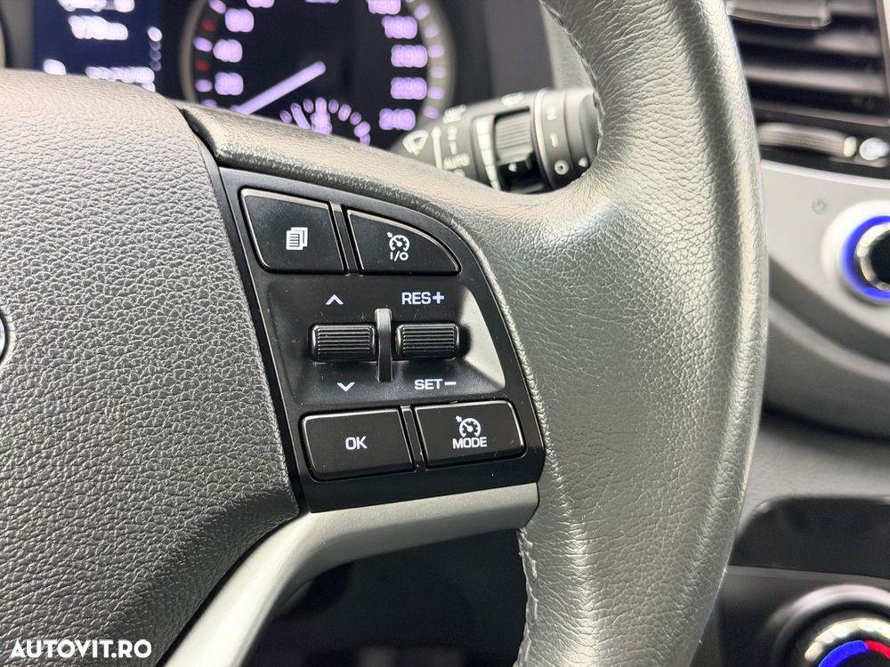 Hyundai Tucson 2.0 CRDI 4WD Passion Plus - 30