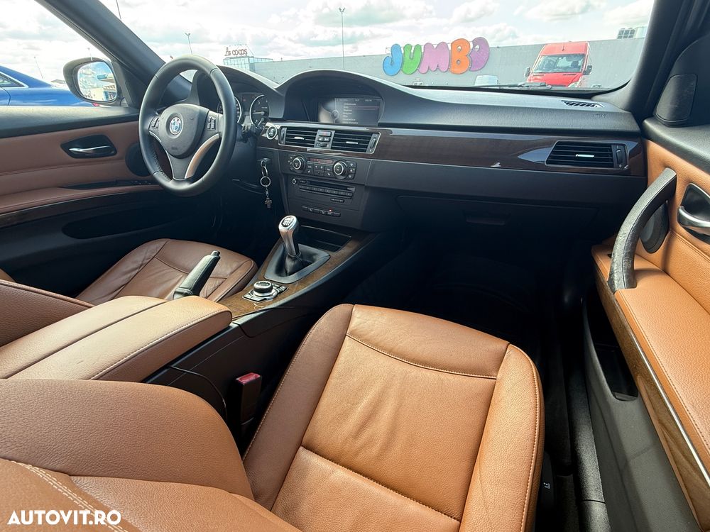 BMW Seria 3 320d xDrive - 7