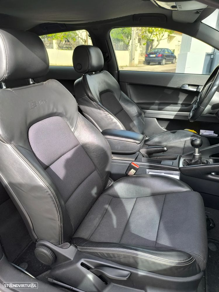 Audi A3 1.6 TDI DPF S line Sport Pack - 5