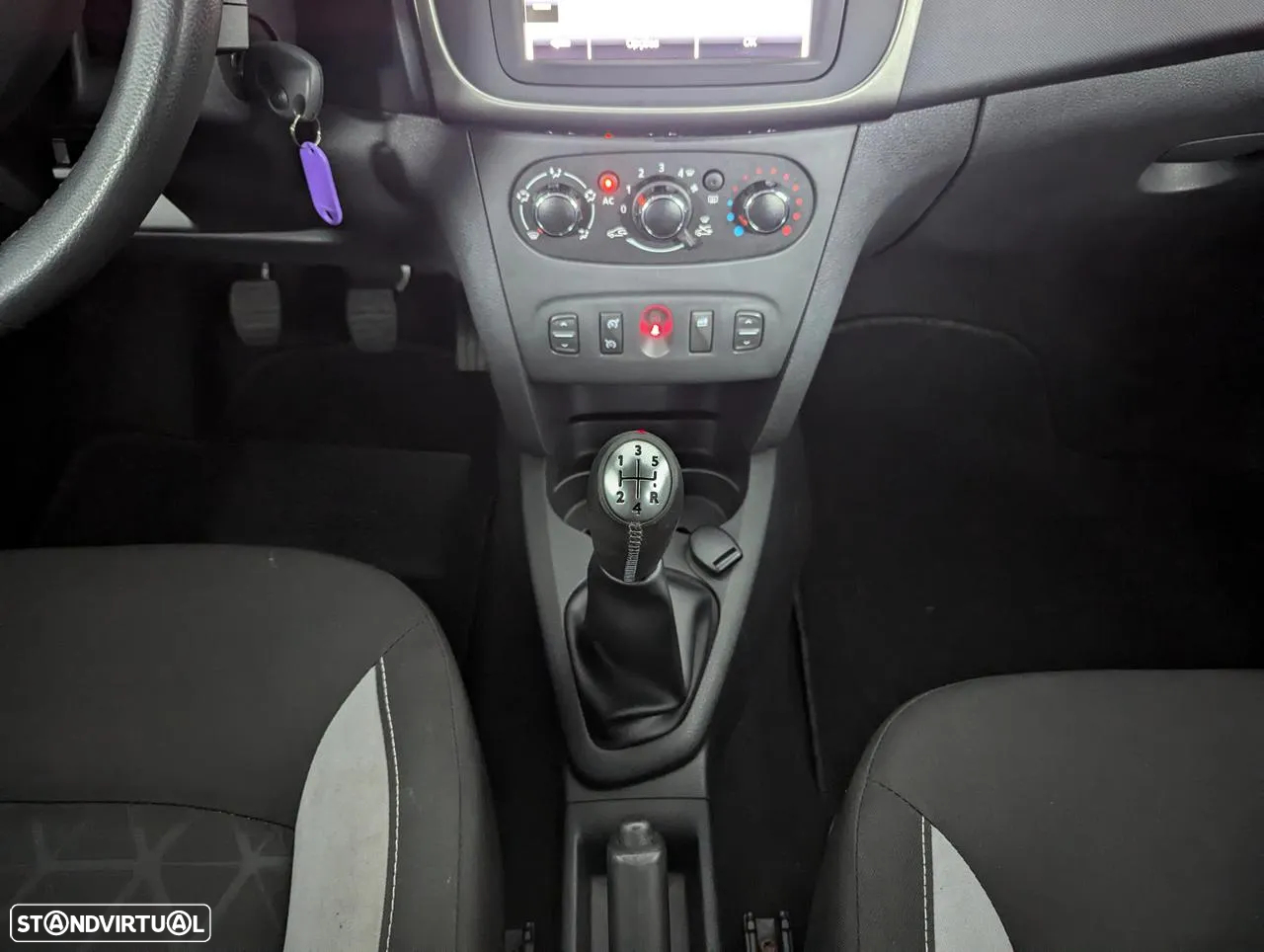 Dacia Sandero 1.5 dCi Confort - 24