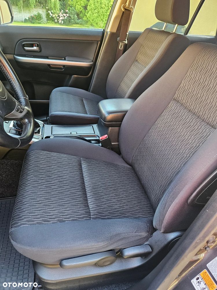 Suzuki Grand Vitara 2.4 Premium EU5 - 8