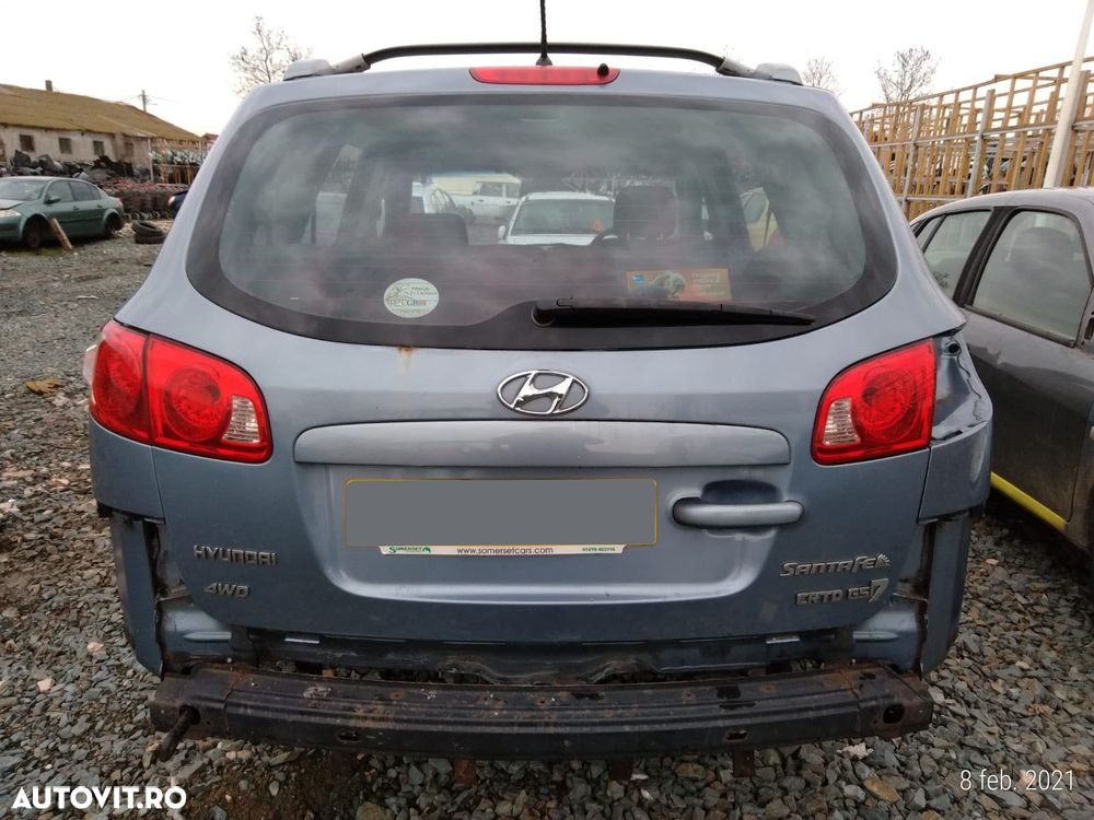 Dezmembrari  Hyundai SANTA FE 2 (CM)  2005  > 0000 2.2 CRDi GLS 4x4 M - 13