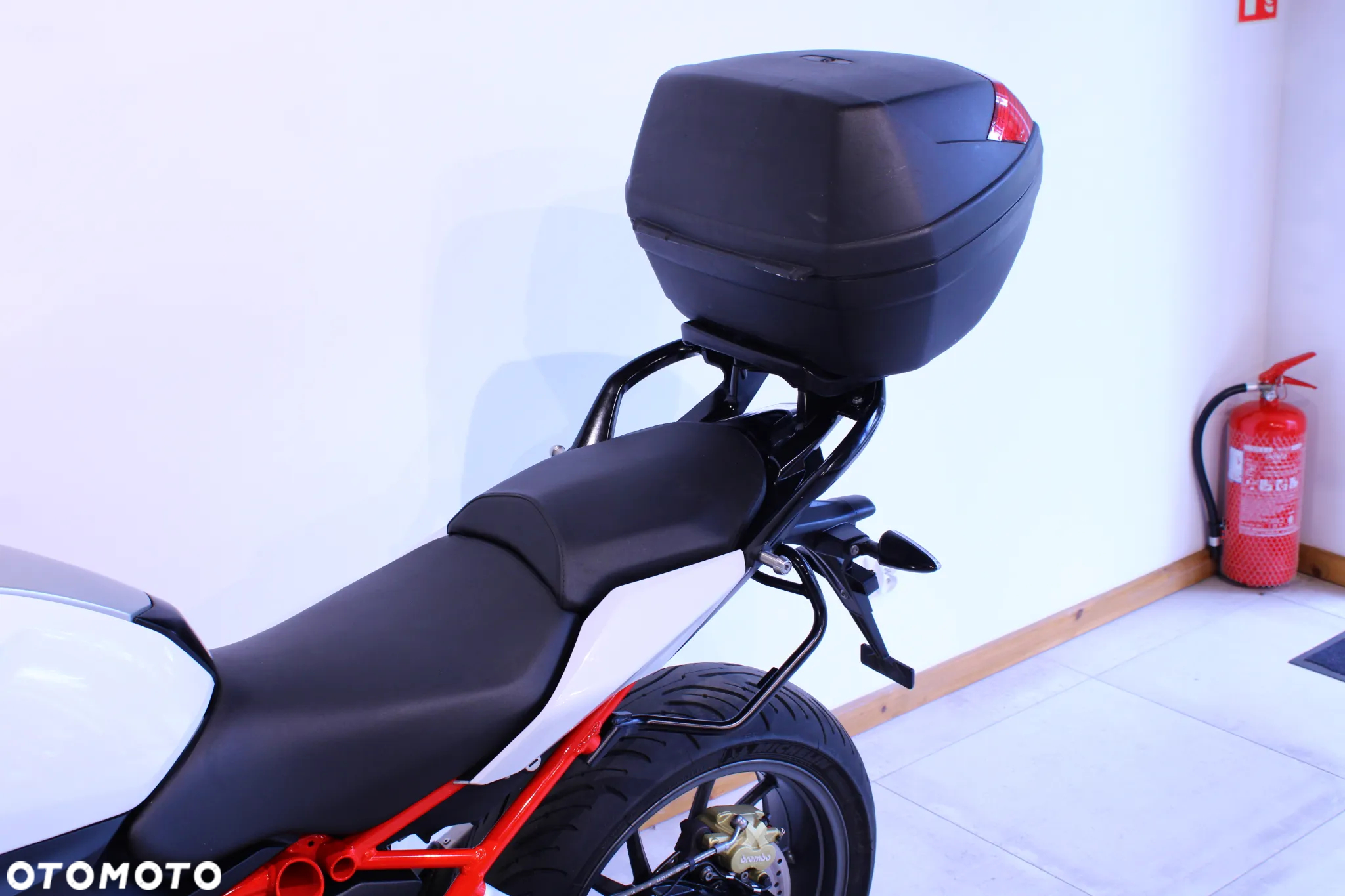 BMW R - 16