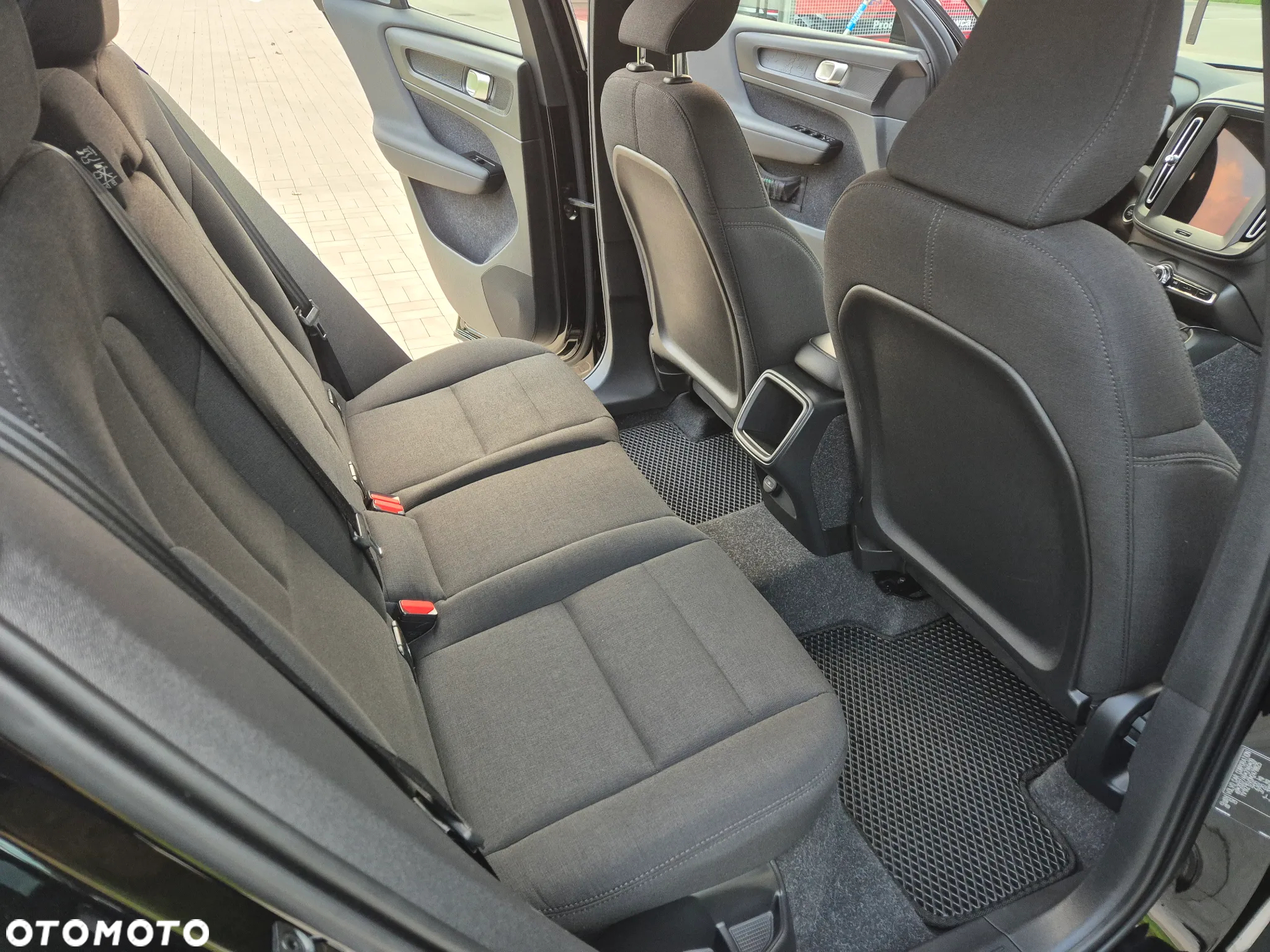 Volvo XC 40 T3 Momentum Core - 10