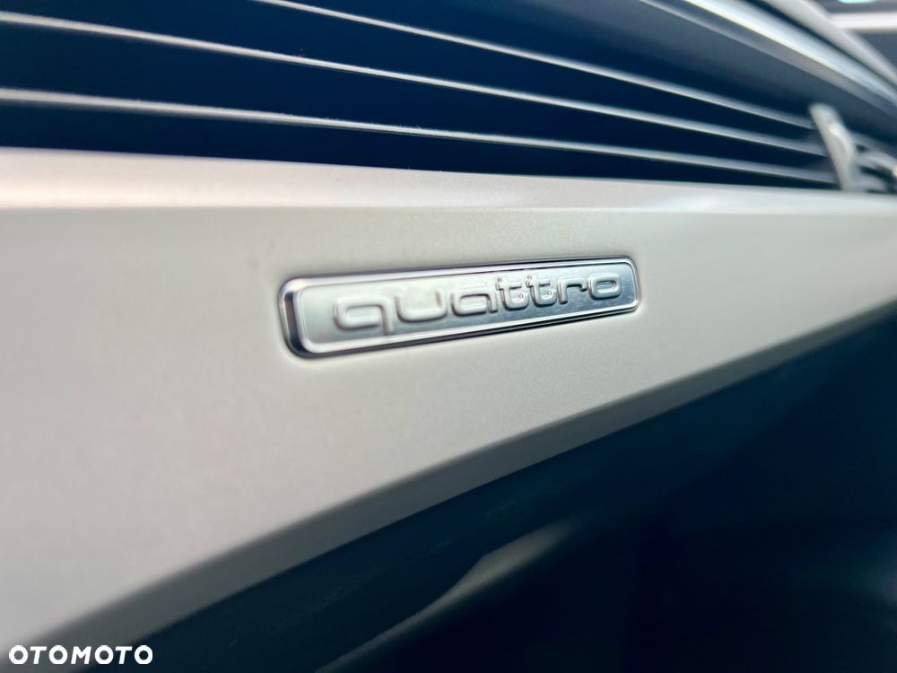 Audi A4 Avant 40 TDI quattro S tronic advanced - 27