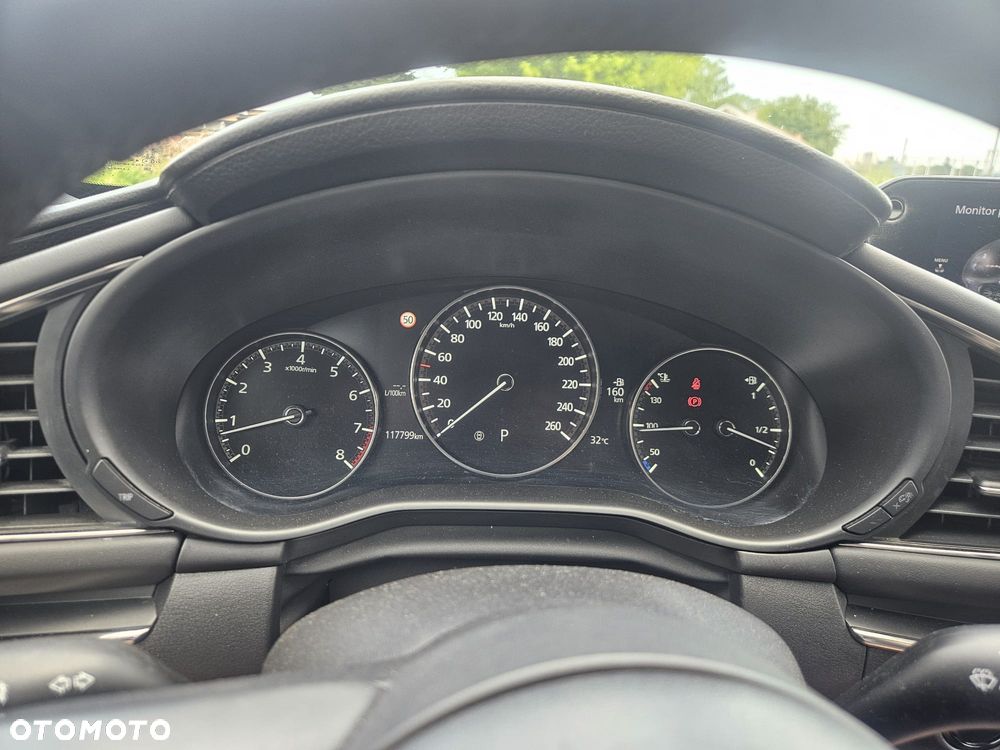 Mazda 3 2.0 mHEV Hikari - 12