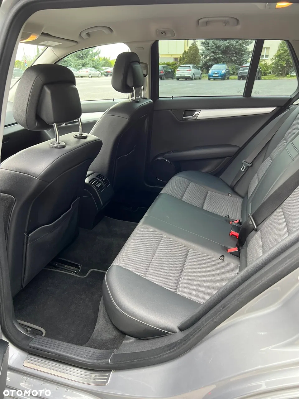 Mercedes-Benz Klasa C 180 Kompressor Automatik BlueEFFICIENCY Avantgarde - 10