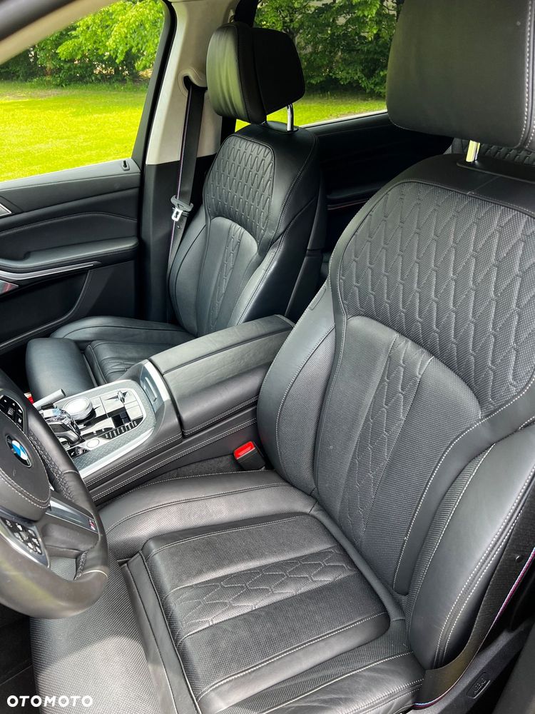 BMW X7 - 14