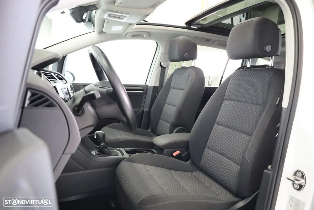 VW Touran 1.6 TDI R-Line DSG - 27