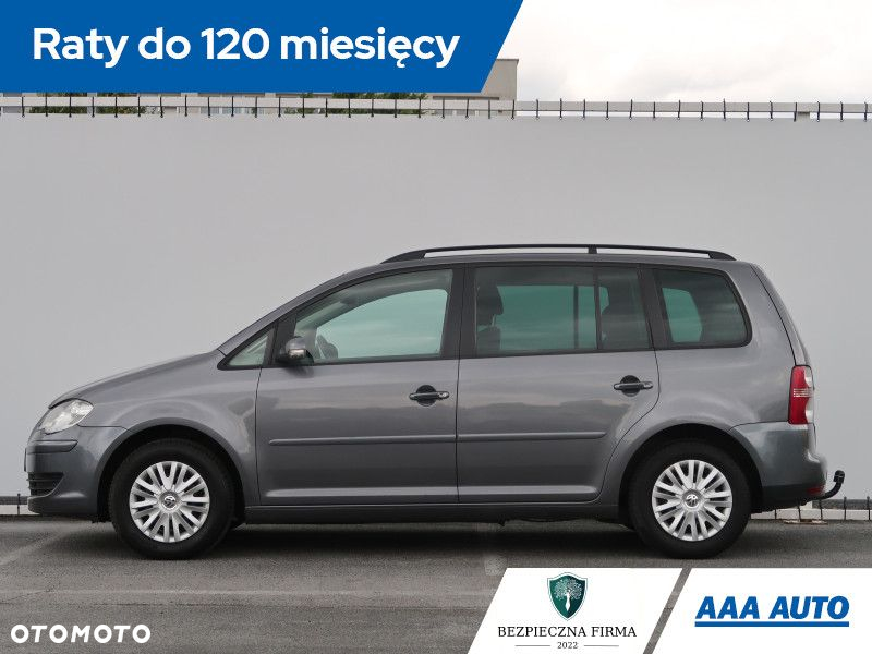 Volkswagen Touran - 3