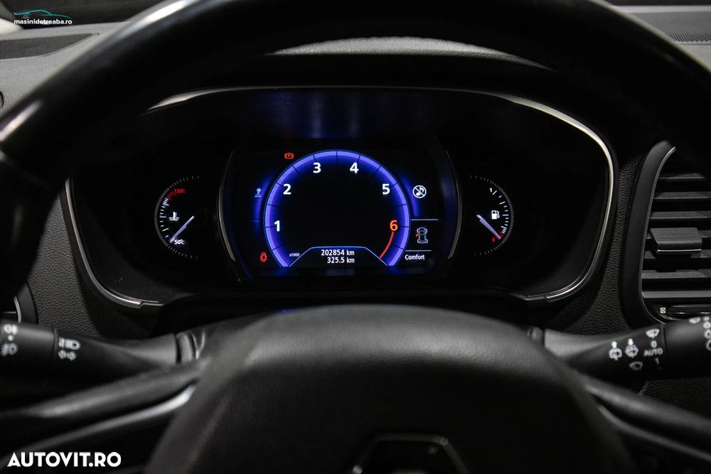 Renault Megane - 11