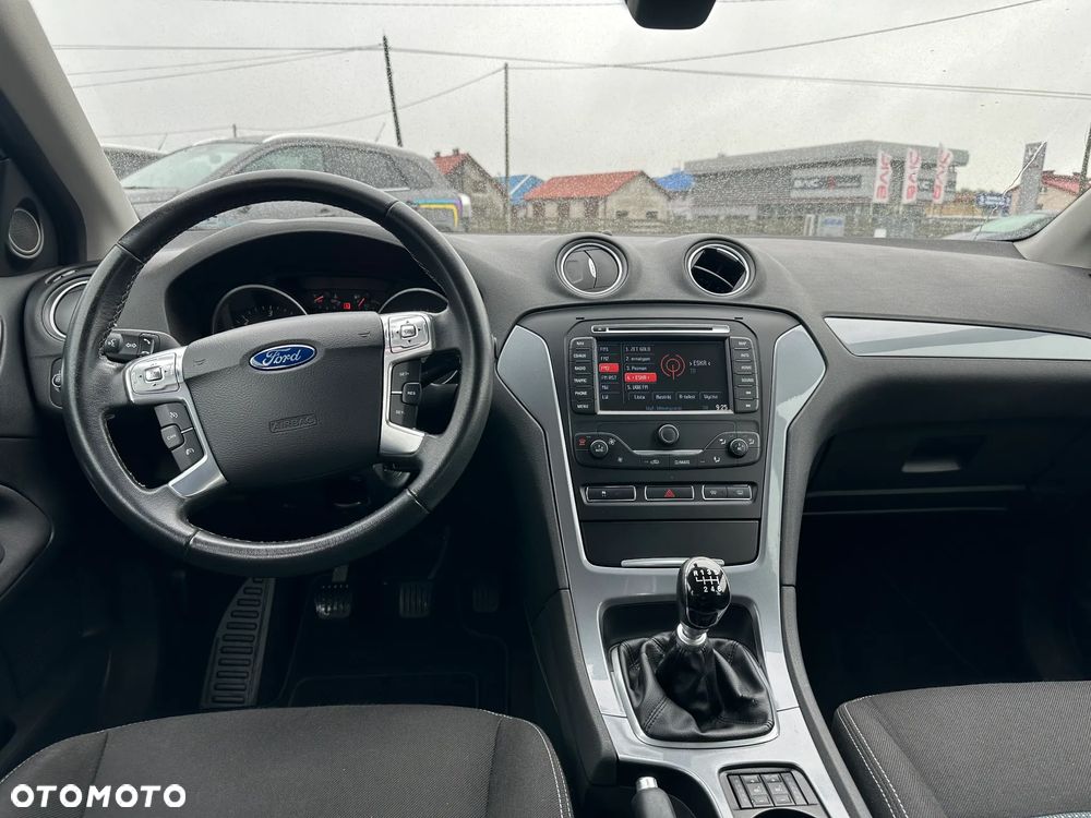 Ford Mondeo 2.0 TDCi Ambiente - 8