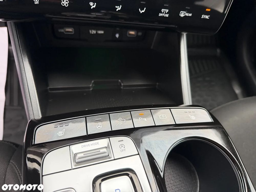Hyundai Tucson 1.6 T-GDi 48V-Hybrid 2WD DCT Select - 25