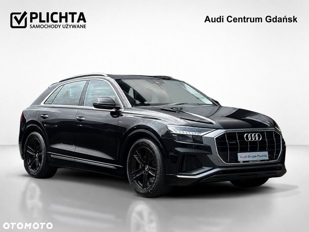 Audi Q8 - 8