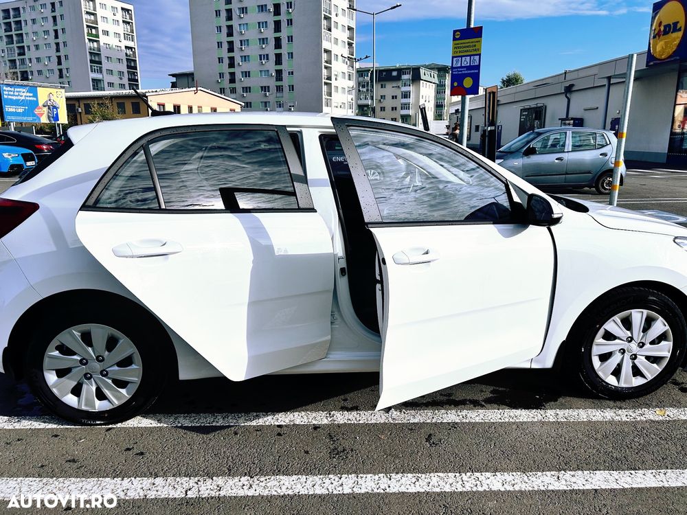 Kia Rio 1.2 MPI 5MT Urban - 12