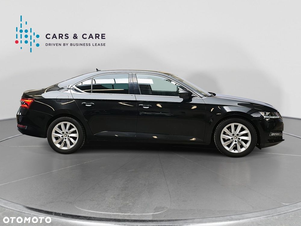 Skoda Superb 2.0 TDI SCR Style DSG - 22