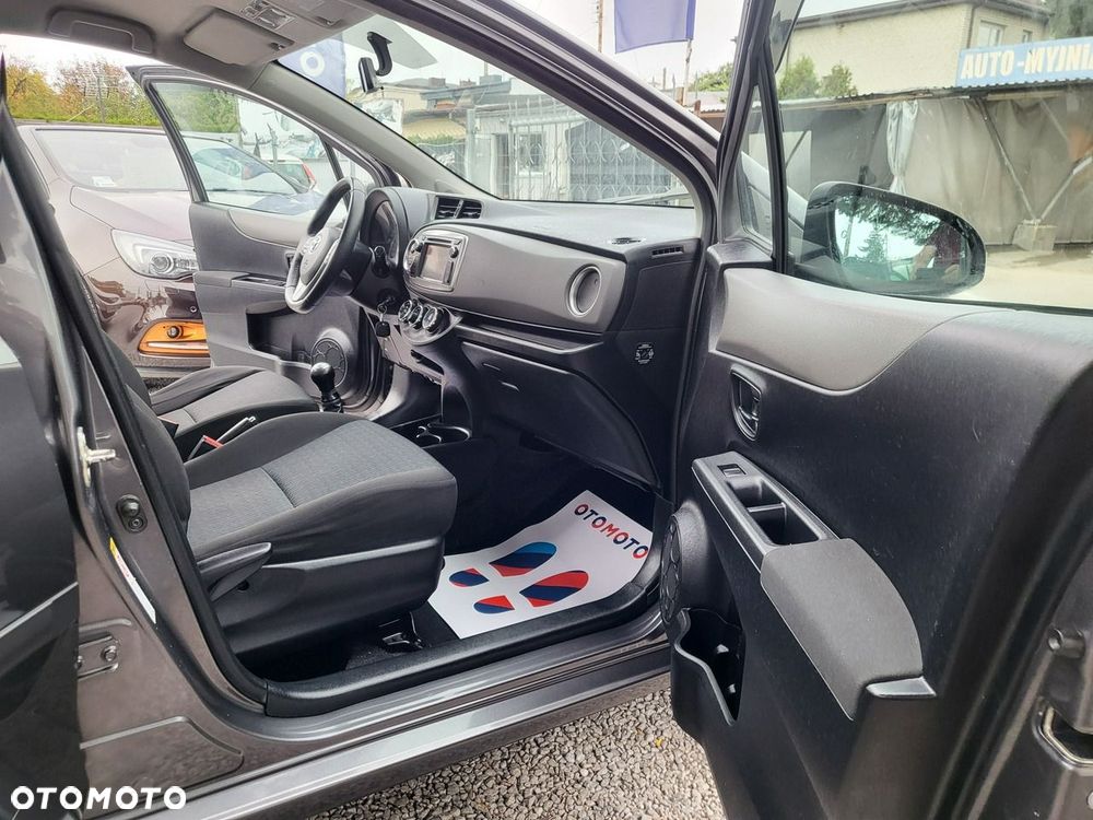 Toyota Yaris - 18