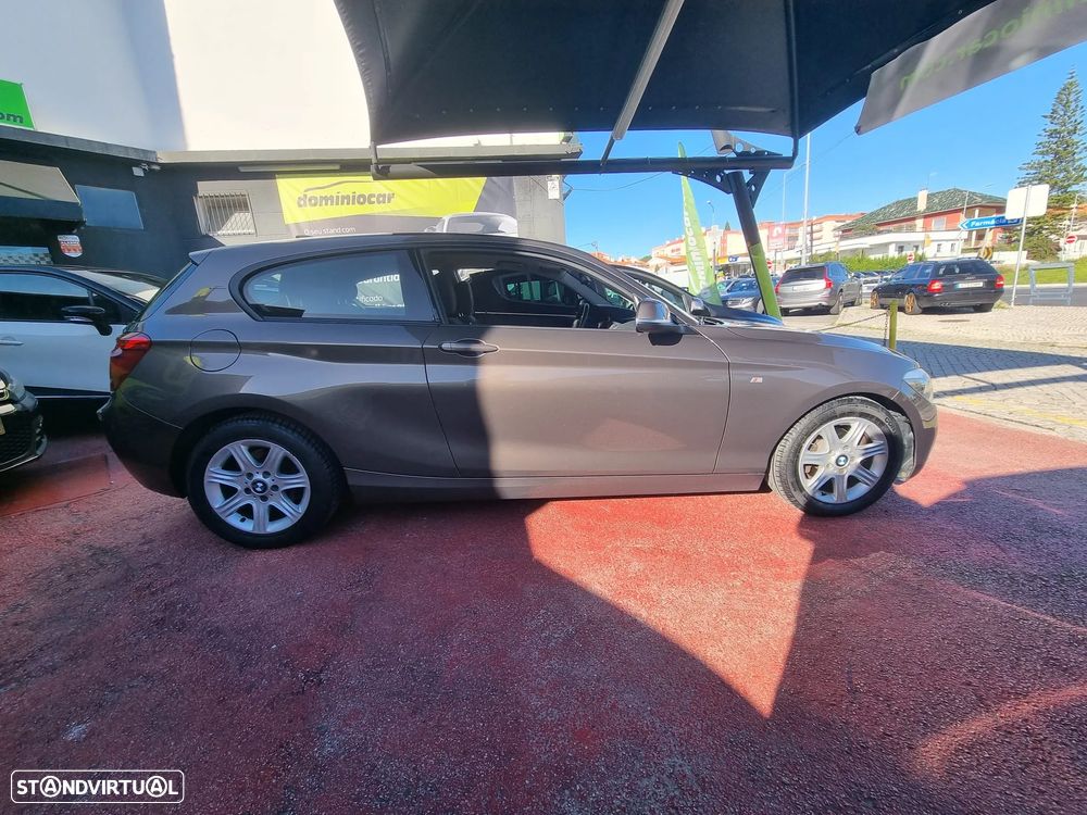 BMW 116 d EfficientDynamics Edition - 32