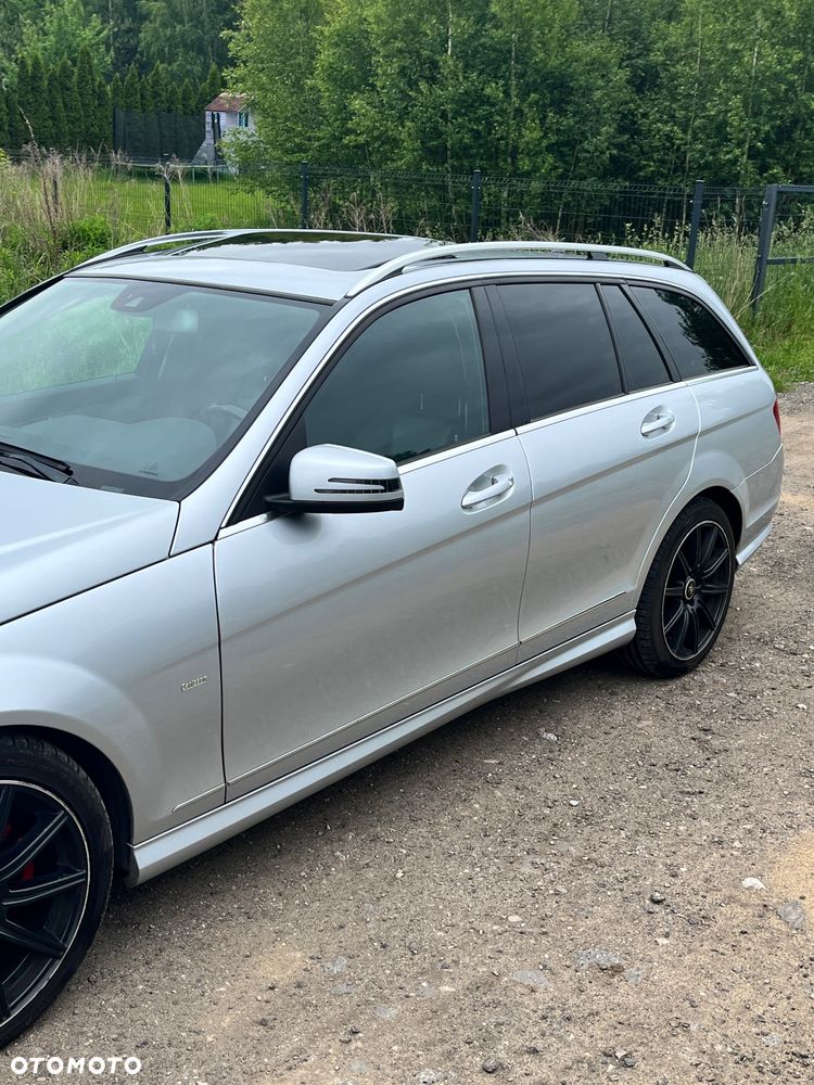 Mercedes-Benz Klasa C 220 CDI BlueEff 4-Matic Elegance - 2
