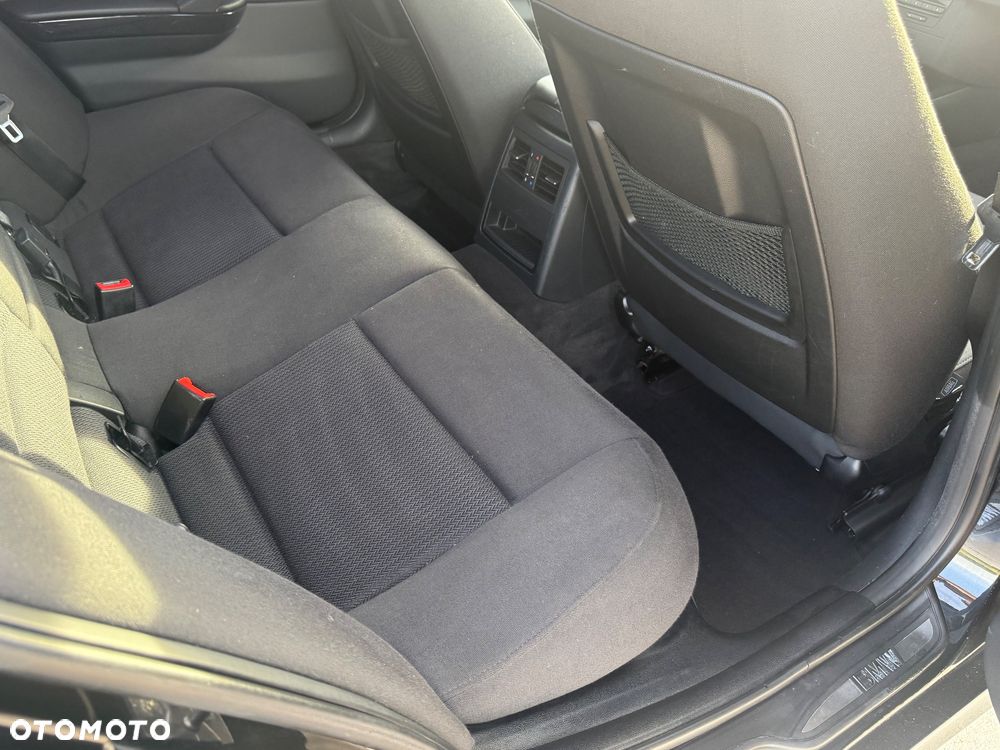 BMW Seria 3 318i Edition Lifestyle - 25