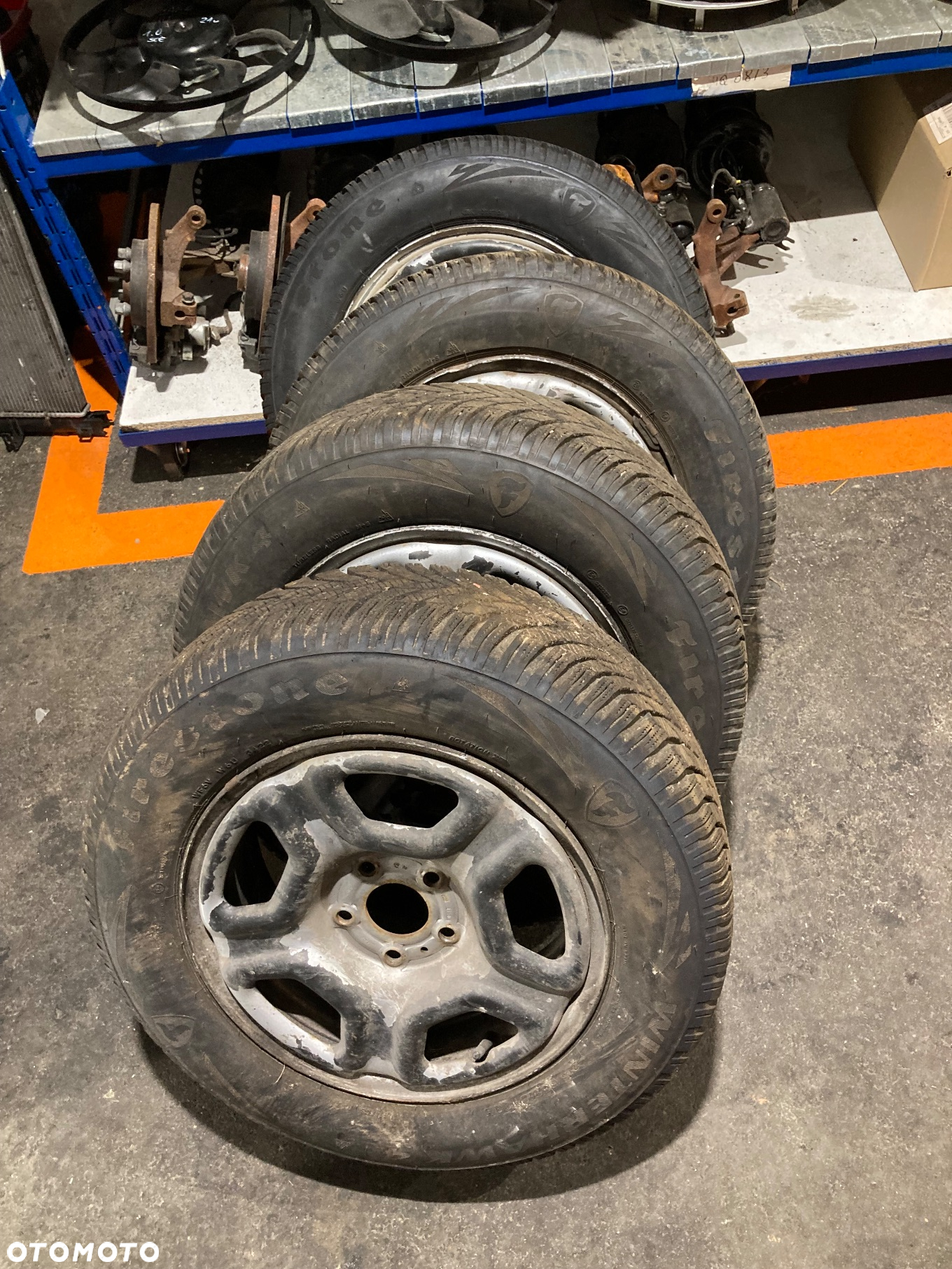 DACIA  DUSTER 1 I , 2 II  4 x FIRESTONE WINTERHAWK 4 KOŁA OPONY ZIMOWE FELGI Z OPONAMI  16”  215/65R16 Wwa - 4
