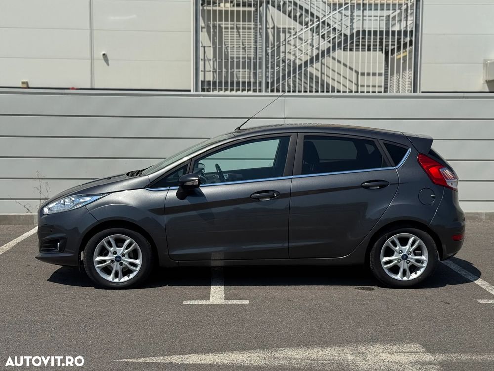 Ford Fiesta 1.0 EcoBoost Powershift Titanium - 5