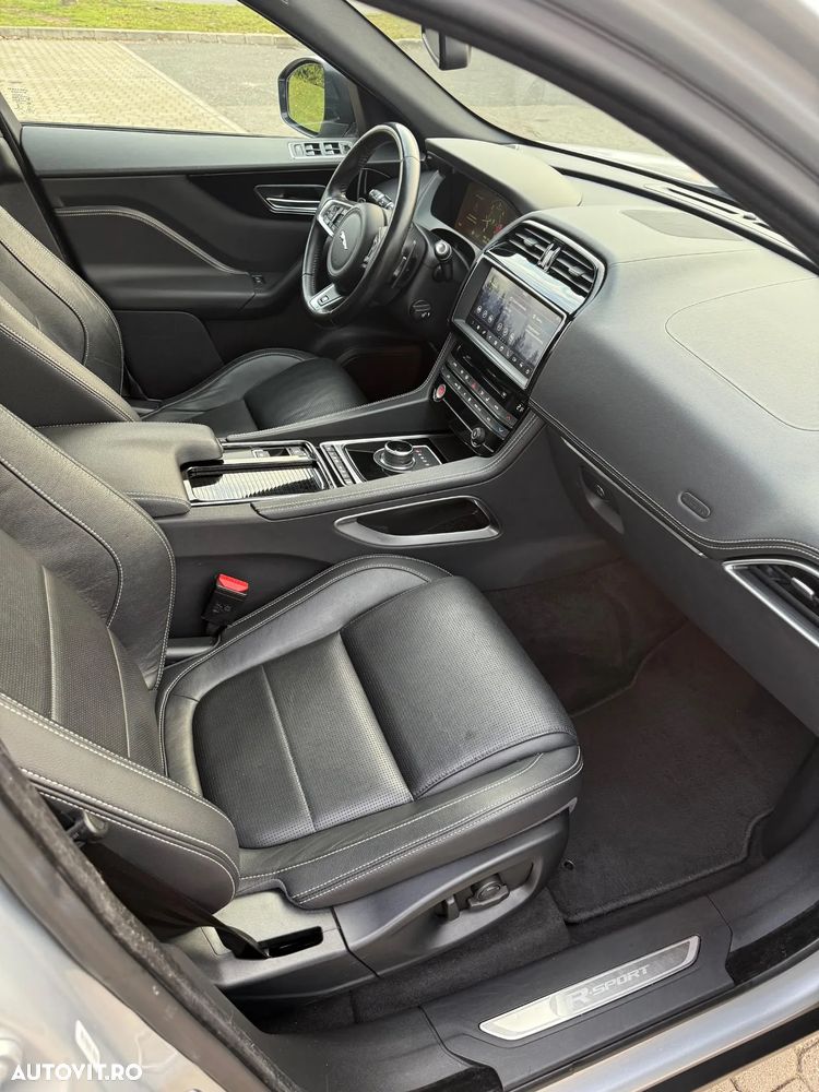 Jaguar F-Pace 20d Aut. R-Sport - 14