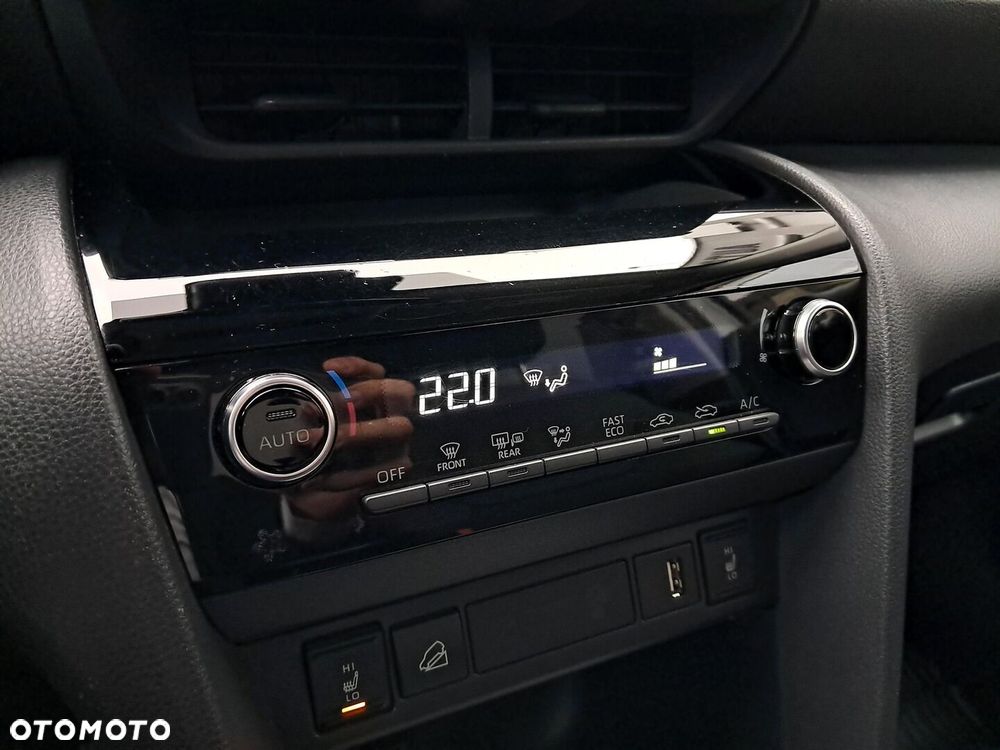 Toyota Yaris Cross Hybrid 1.5 Comfort 4x4 - 23