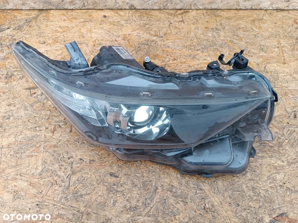 LAMPA PRZÓD PRZEDNIA PRAWA TOYOTA AURIS II LIFT SOCZEWKA LED 81110-02K30 - 3