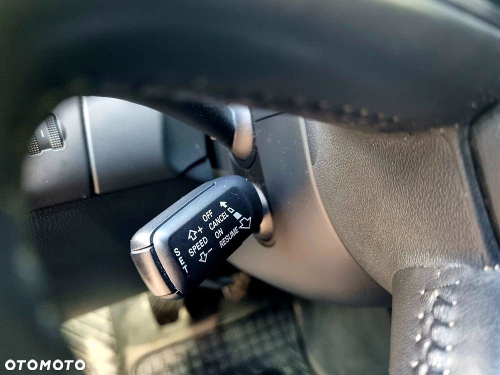 Audi A4 Avant 2.0 TDI DPF Ambiente - 16