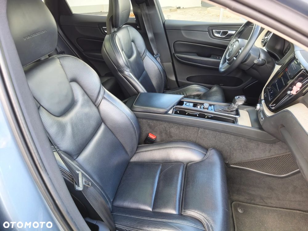 Volvo XC 60 T5 GPF AWD Inscription - 22