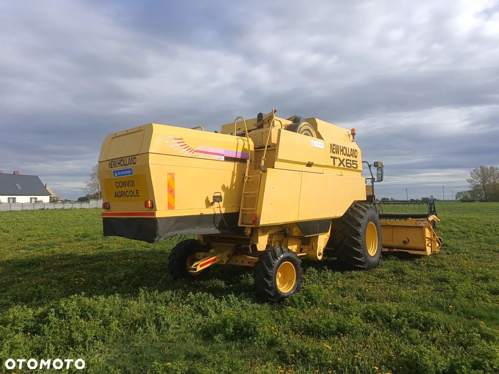 New Holland TX 65 Plus - 3