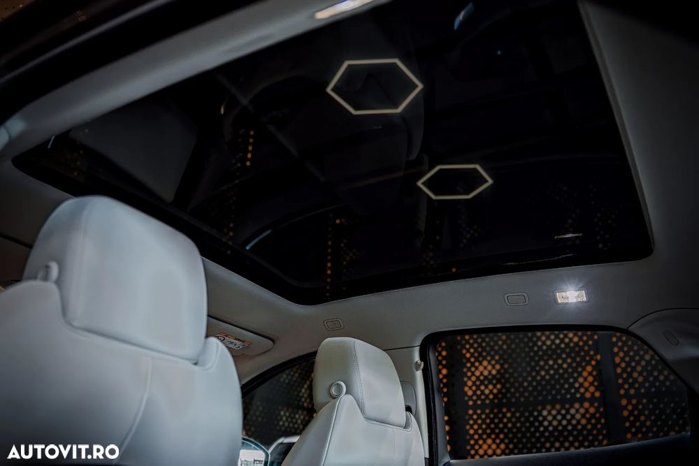 Jaguar E-Pace D180 AWD Aut. R-Dynamic HSE - 33