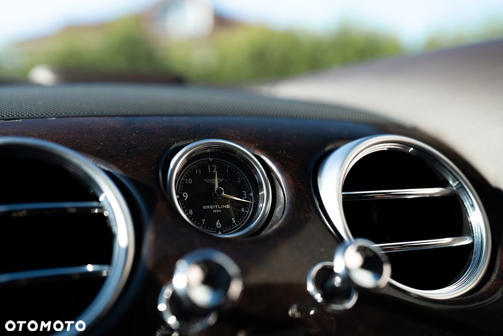 Bentley Flying Spur W12 - 11