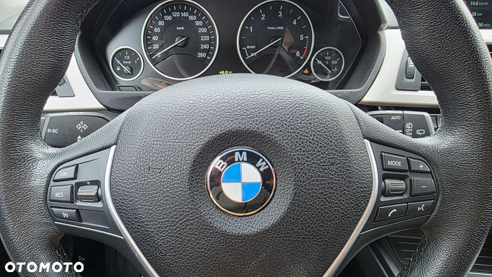 BMW Seria 3 318d Sport Line - 28