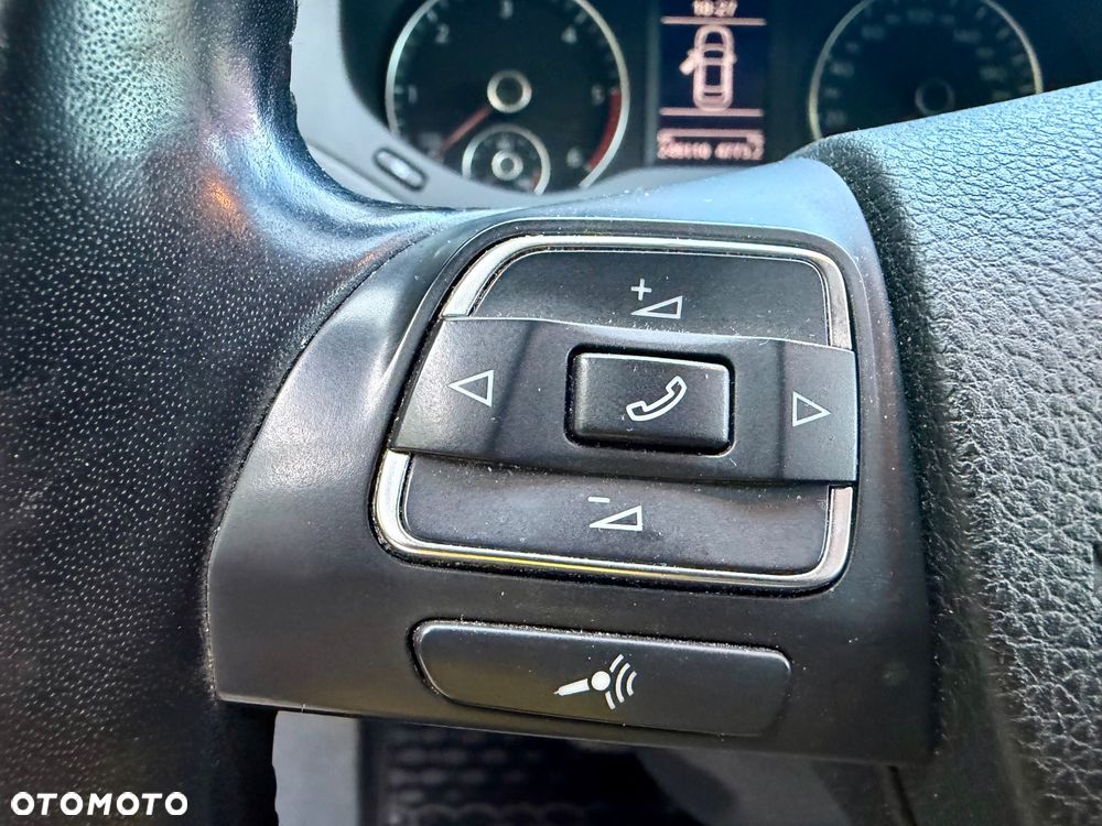 Volkswagen Jetta 1.6 TDI Highline DSG - 8