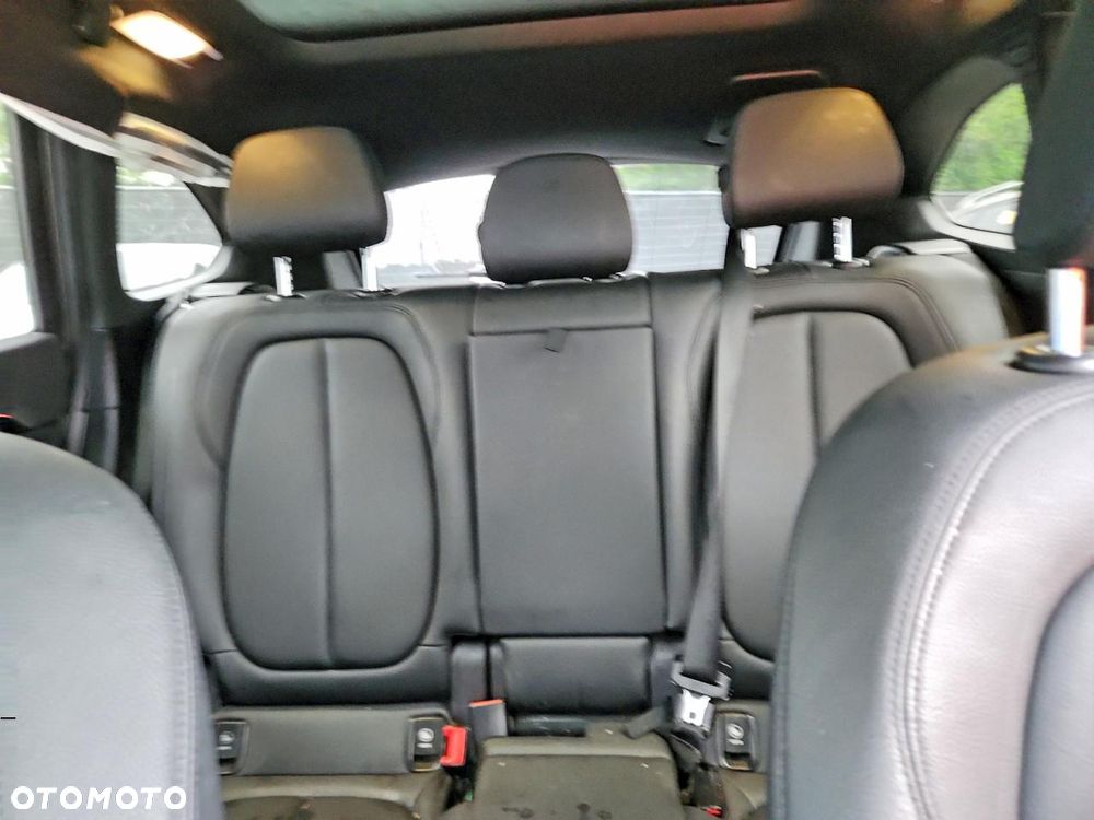 BMW X1 - 8