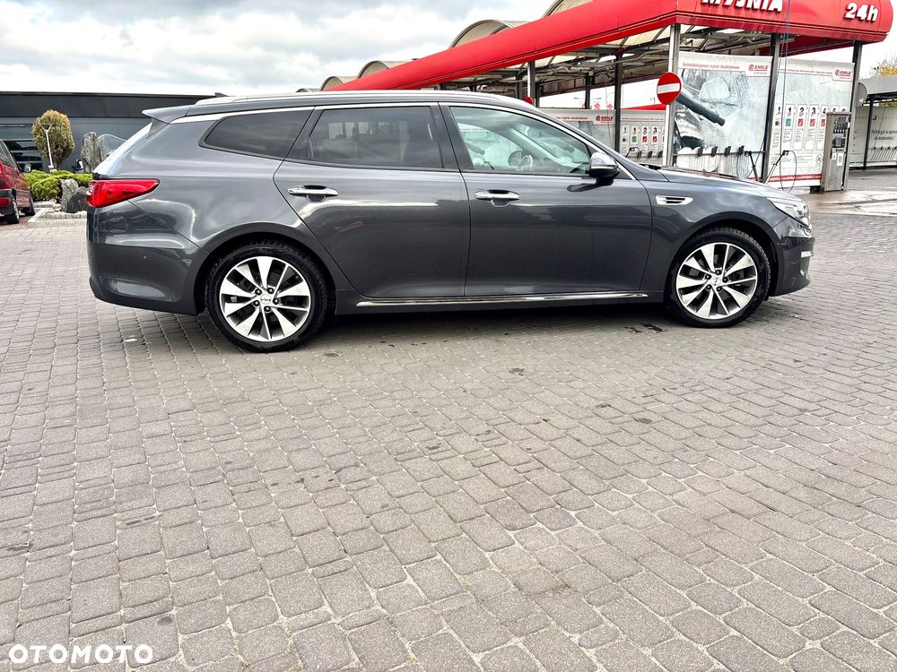 Kia Optima - 7