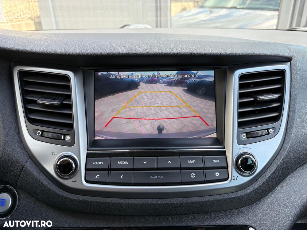 Hyundai Tucson blue 2.0 CRDi 4WD Premium - 12