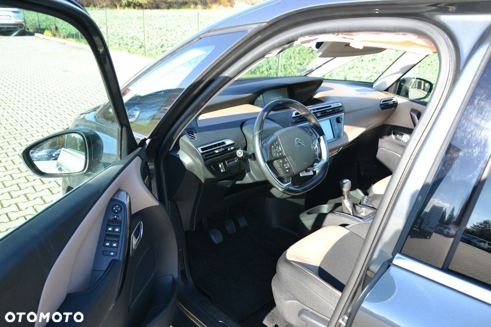 Citroën C4 Picasso - 13